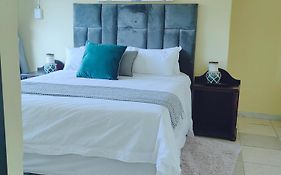 Choosers Express Boutique Hotel Room 5